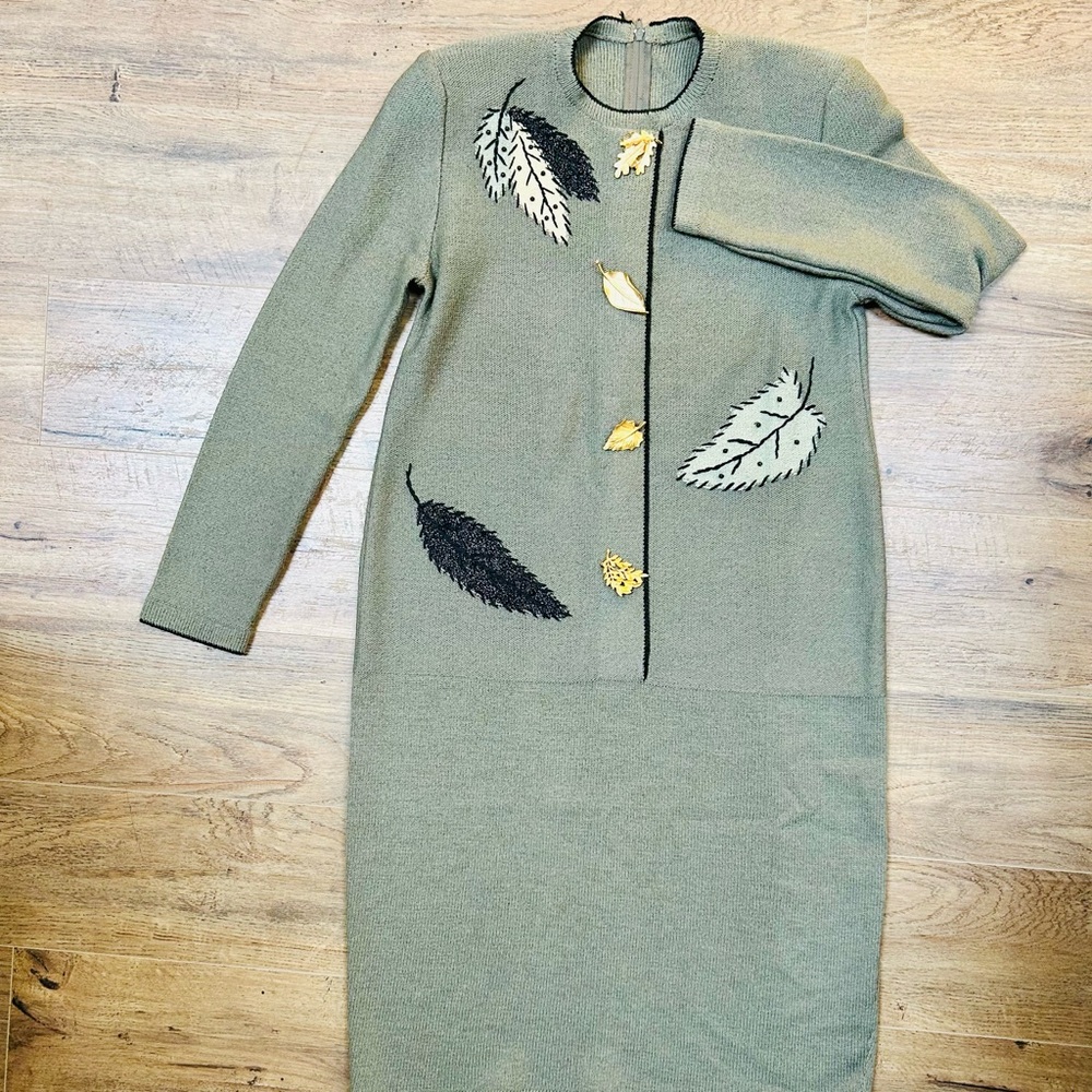 Vintage Tonal‎ Olive Green Knit Dress Gold Metal Leaf Buttons Beads Wool Blend